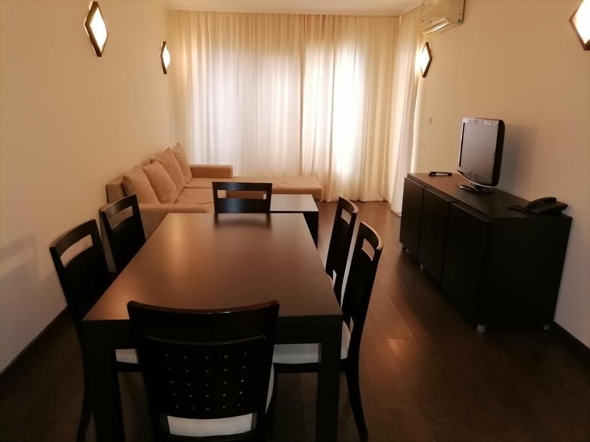 Bendita Mare Apartment Golden Sands Esterno foto