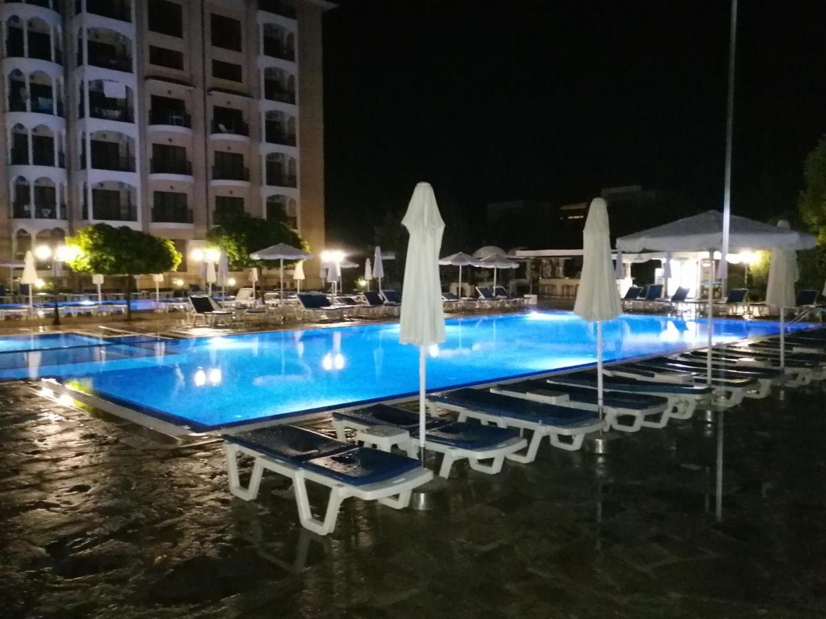 Bendita Mare Apartment Golden Sands Esterno foto