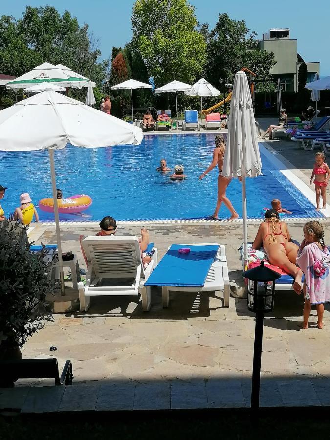 Bendita Mare Apartment Golden Sands Esterno foto